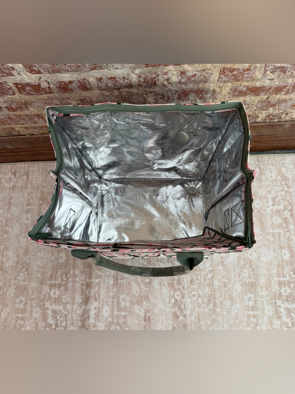 Swig Life Sweet Pea Mega Tote Bag - Picture 9 of 9